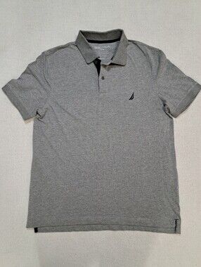 Nautica Gray Polo Shirt Men's Size Medium Golf Shirt Embroidered Logo Collared